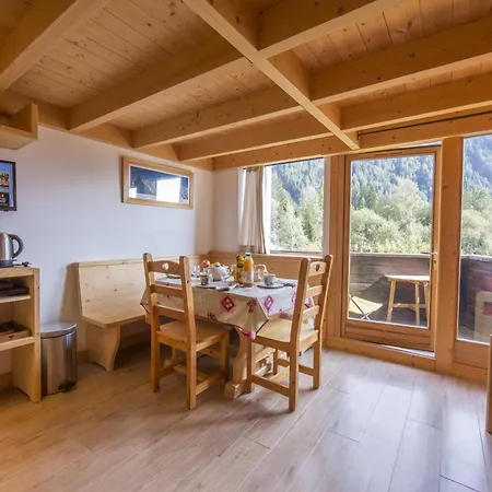 Grand Roc - Bruyeres 116 - Happy Apartment